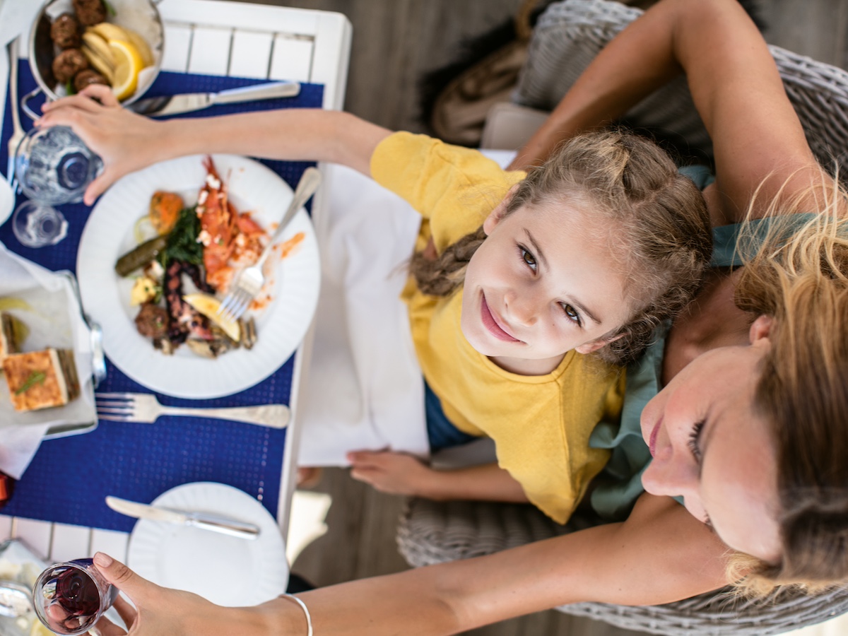 59-kids-dining-casa-marron-grecotel
