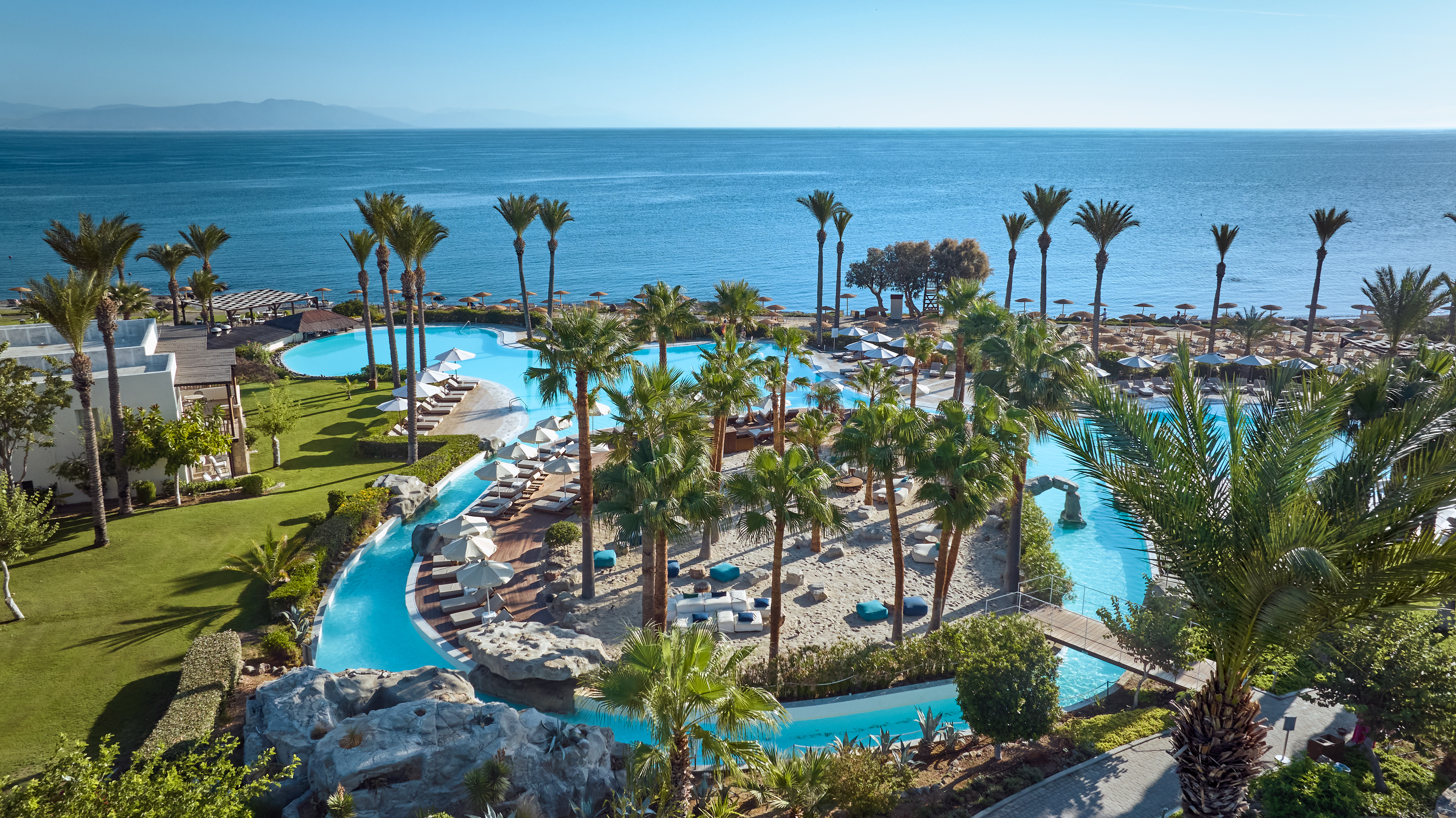 01-LUXME-KOS-water-paradise-with-pools-and-rivers-for-fun-and-relaxation