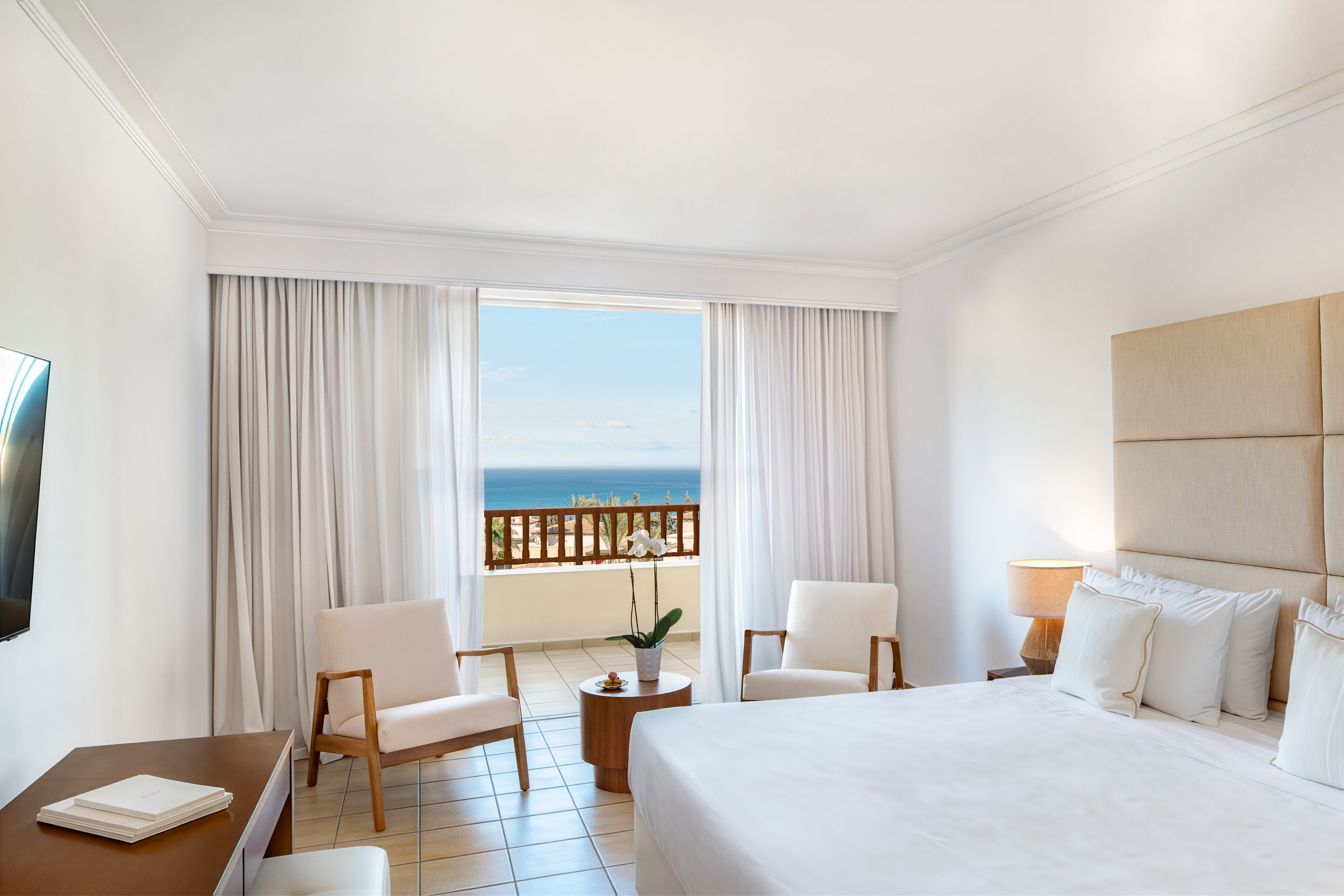 04-LUXME-KOS-luxury-suite-with-breathtaking-sea-view-for-unforgettable-stays