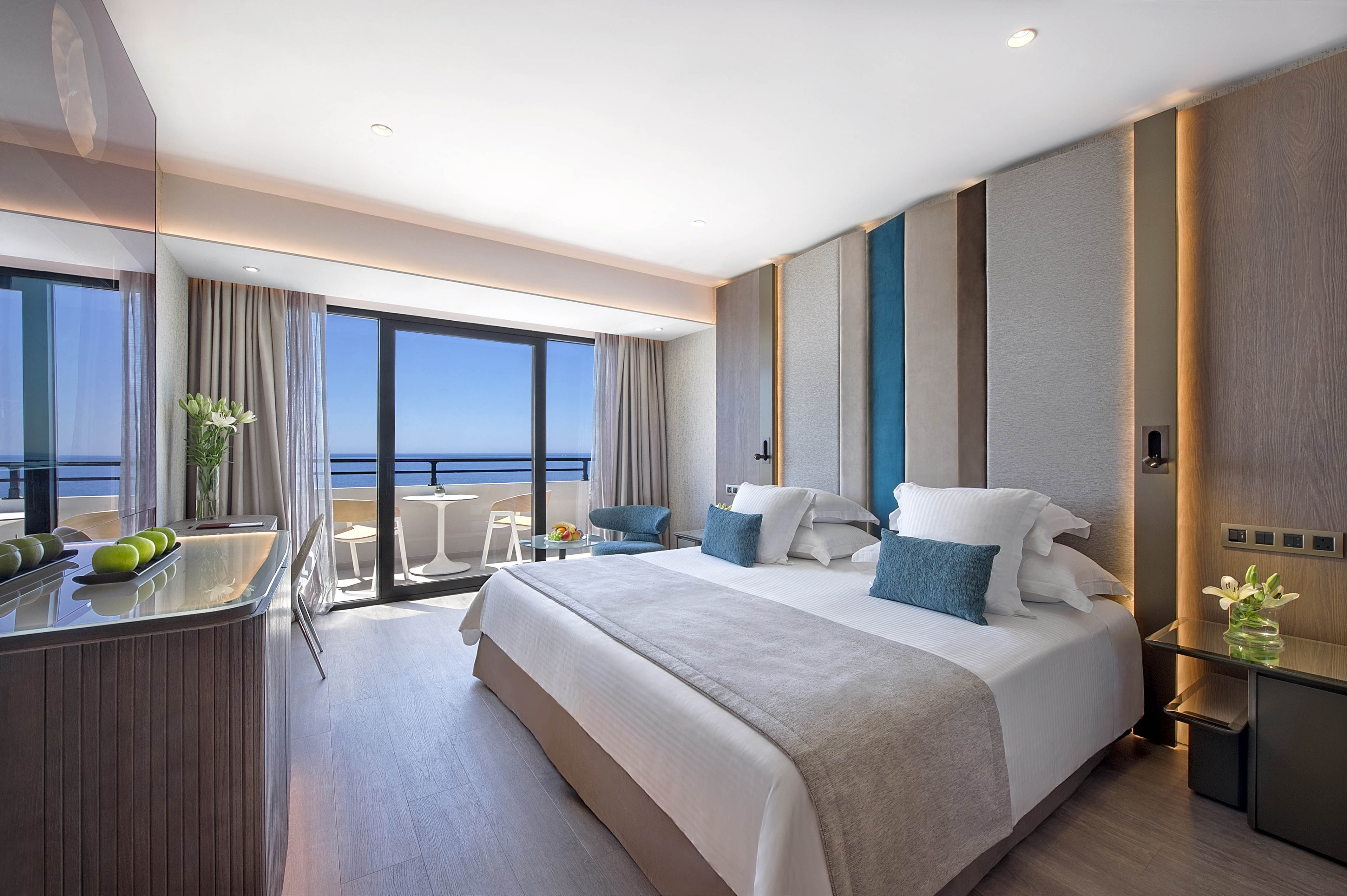 Superior_seaview1 (1)